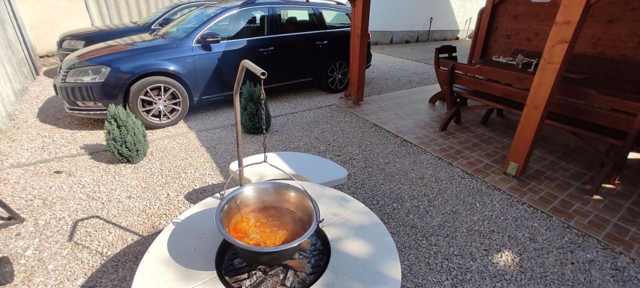 Fortuna Apartman Hajdúszoboszló 外观 照片
